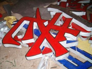 昆山发光字设计制作安装一条龙服务